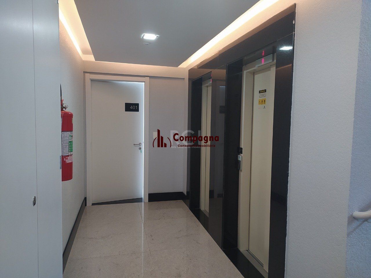 Apartamento para Venda - 123.71m², 3 dormitórios, sendo 1 suites, 2 vagas - Petrópolis — foto 2