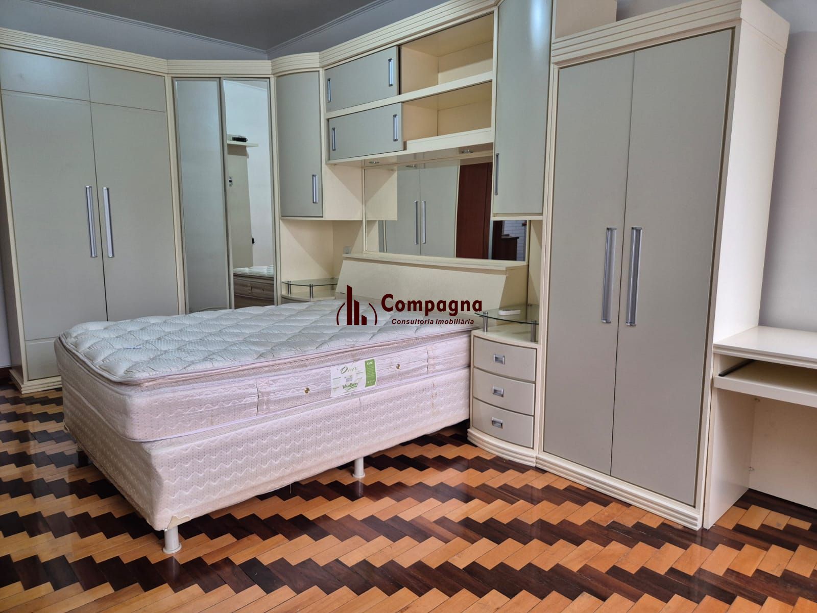 Três dormitórios no Centro Histórico