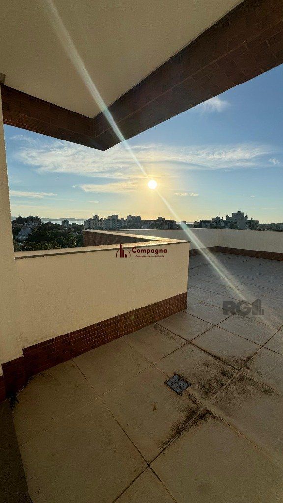 APARTAMENTO COBERTURA - 2 DORMS - 2 VAGAS - 166,21 m² - TRISTEZA — foto 2