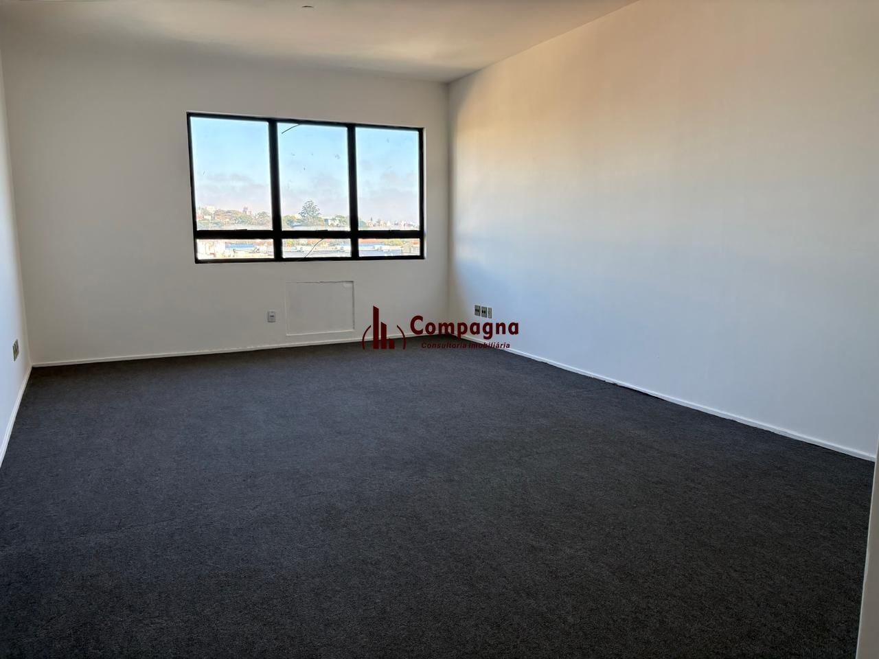 Sala comercial 37,27m² no bairro Passo da Areia — foto 4