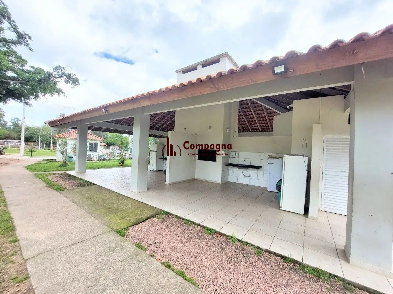 APARTAMENTO 2 DORM COM VAGA FIXA — foto 4