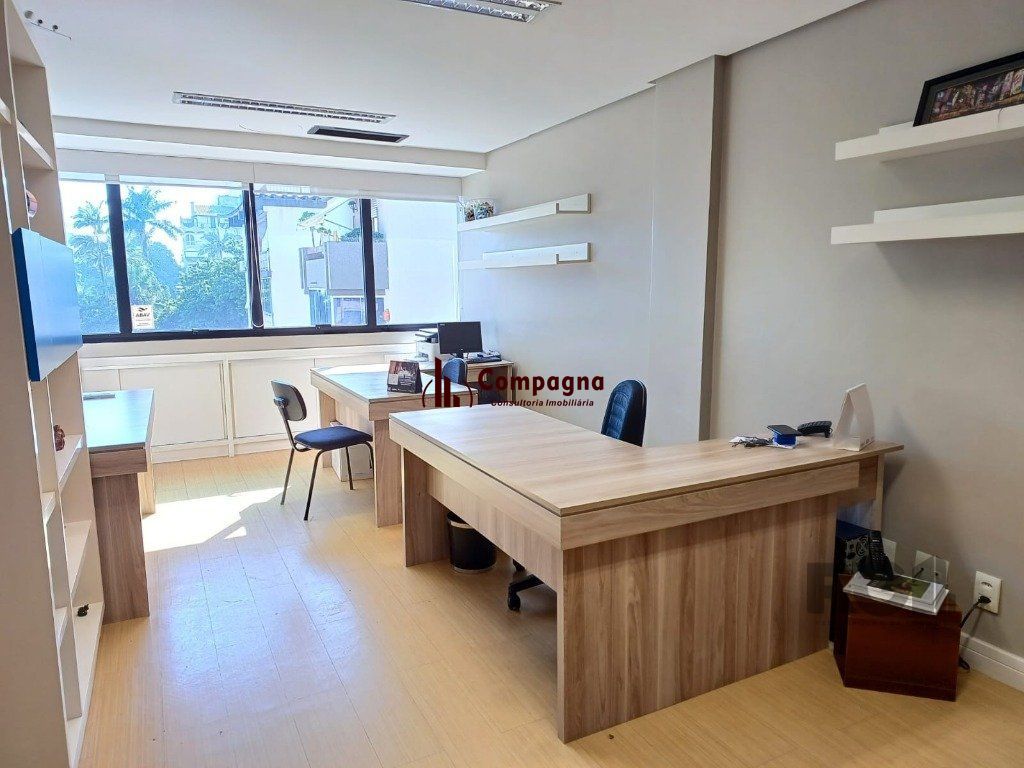 Sala comercial mobiliada