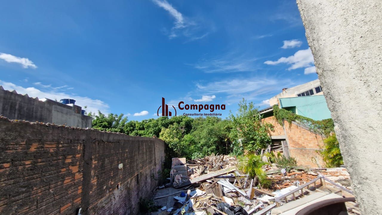 Terreno 240m² — foto 4