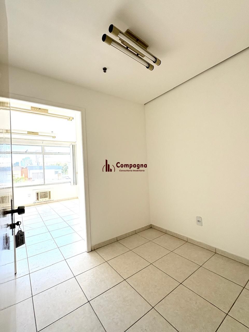 Sala comercial desocupada — foto 5