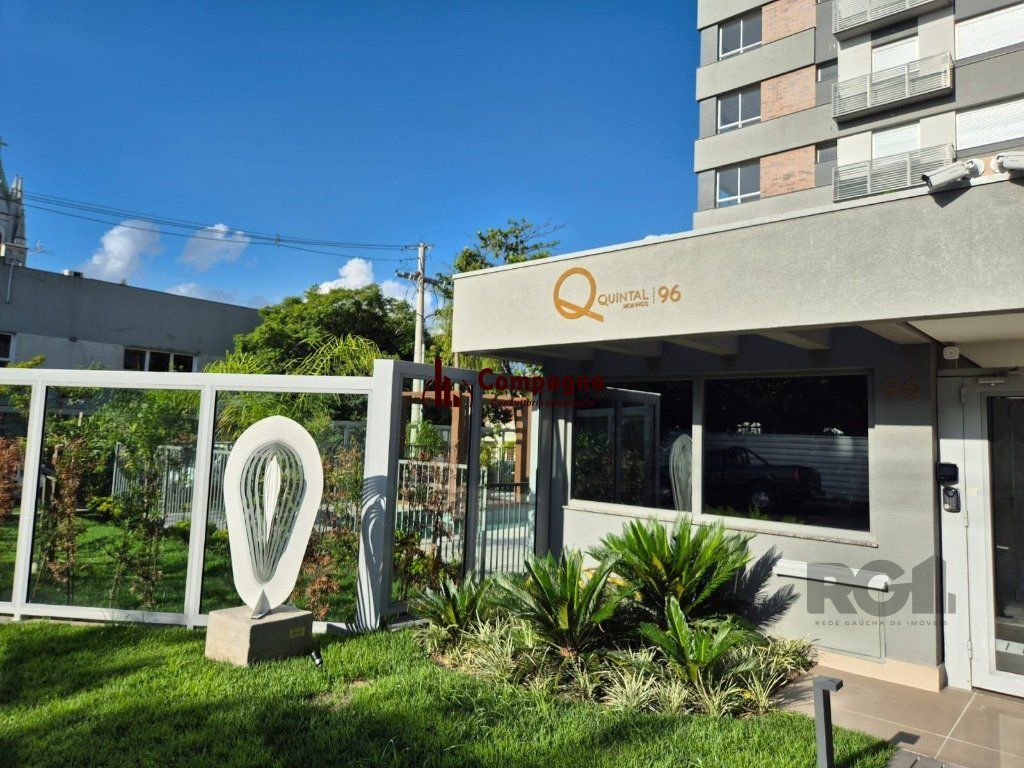 Novo, 1 suíte e infra.