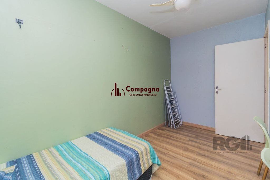 Apto 2 dorm, reformado, no  Menino Deus — foto 4