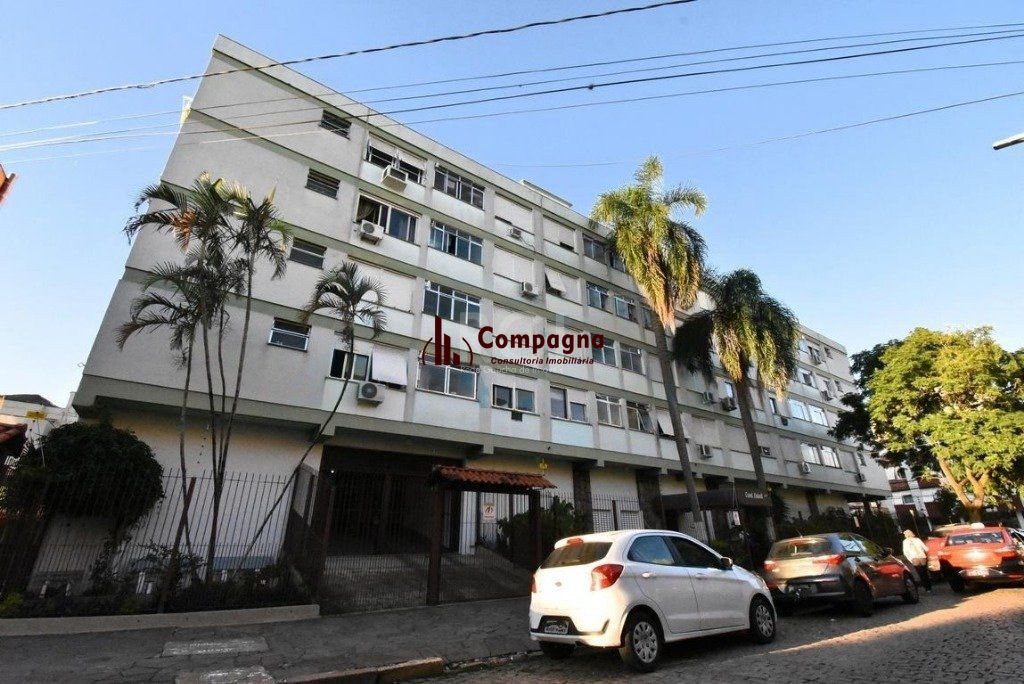 Apartamento de 2 dormitórios, 1 vaga de garagem coberta e escriturada.