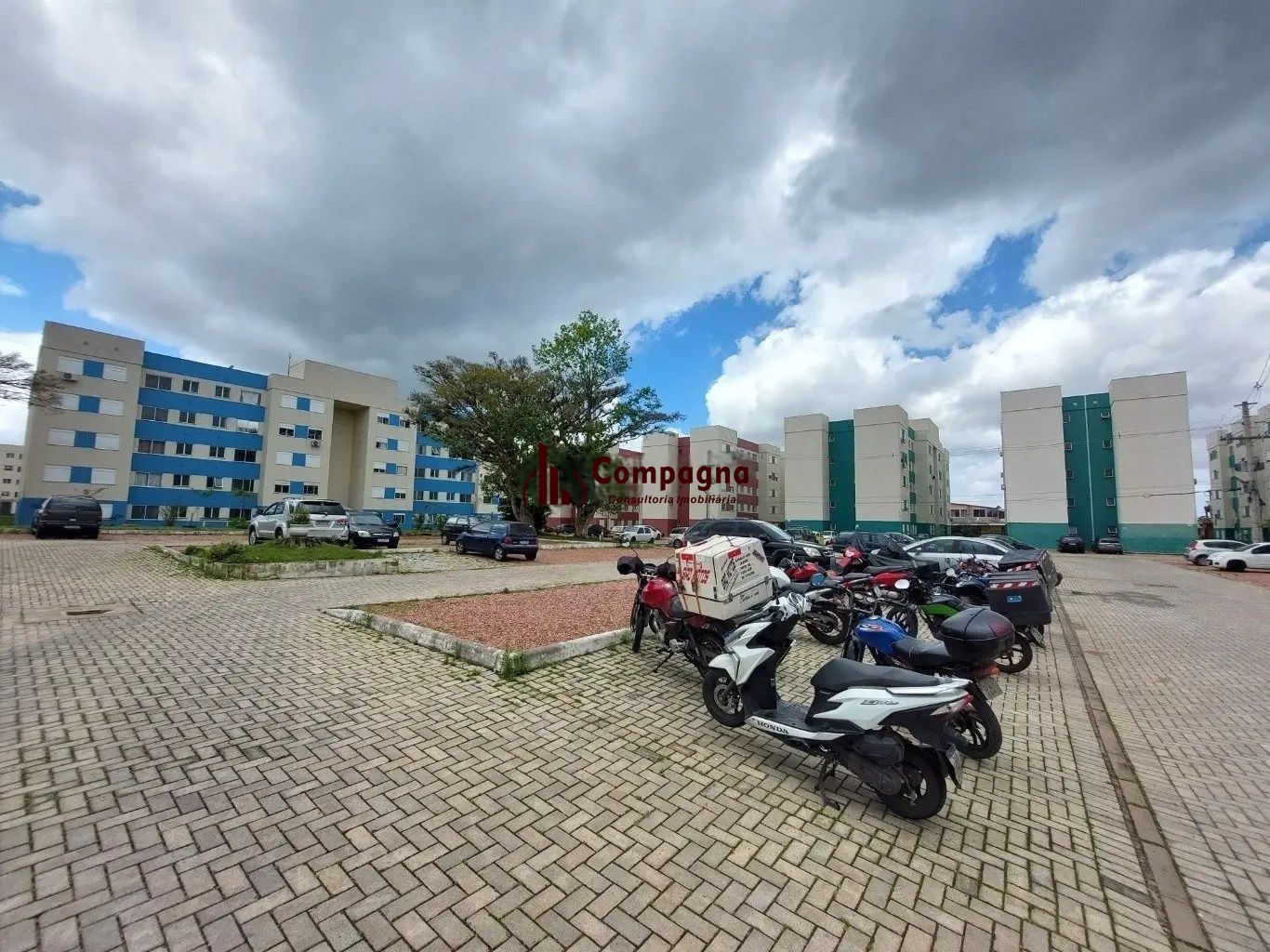 APARTAMENTO 2 DORM COM VAGA FIXA — foto 2