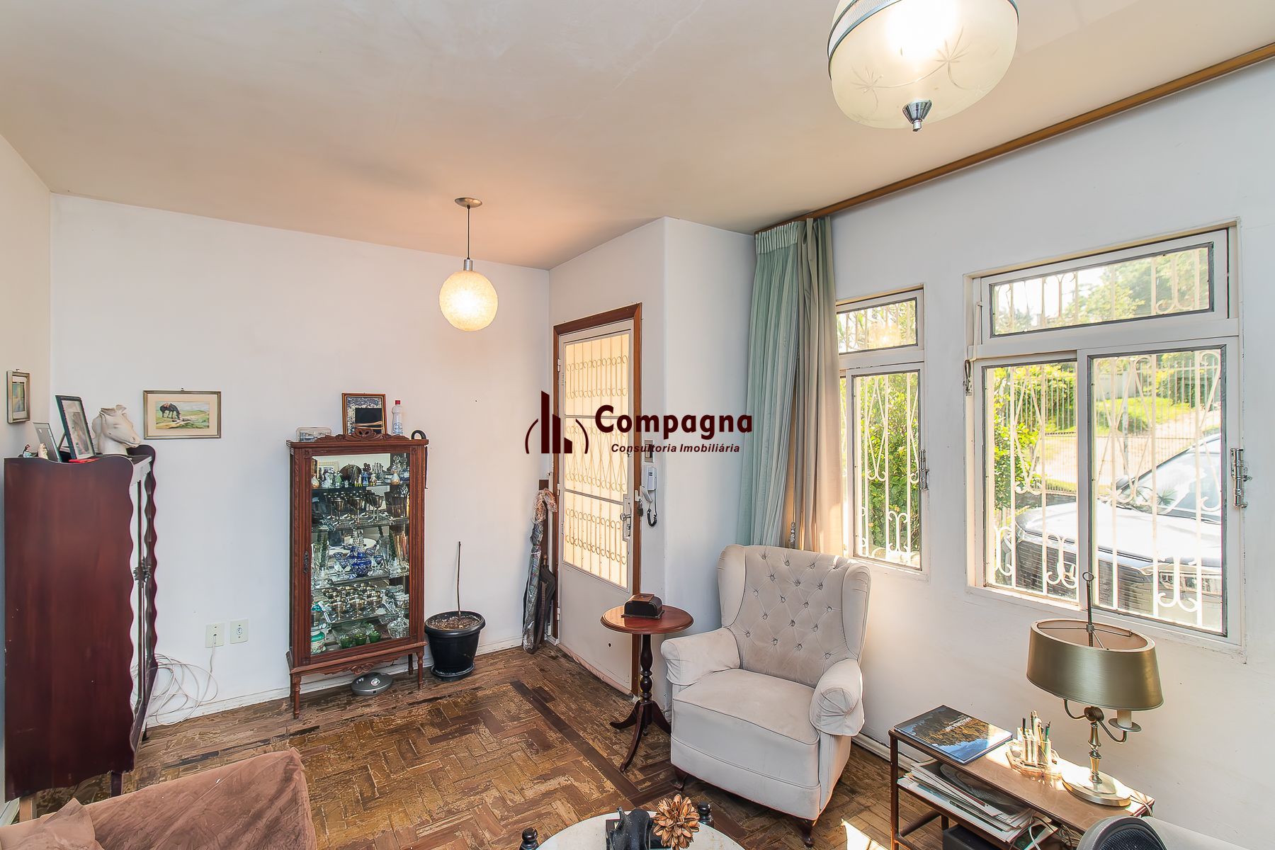 3 Dormitórios, com lareira, churrasqueira e piscina — foto 2