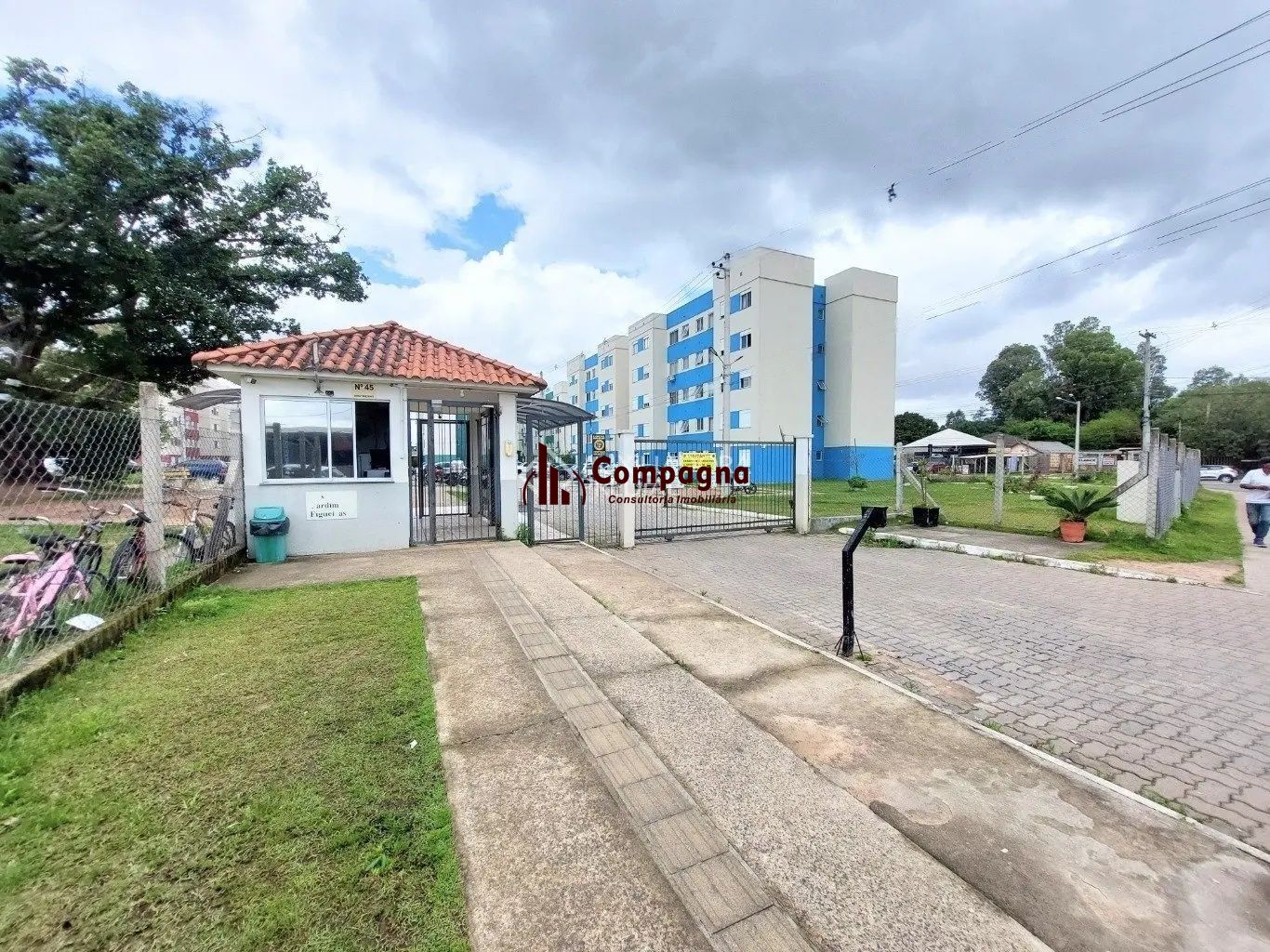 APARTAMENTO 2 DORM COM VAGA FIXA