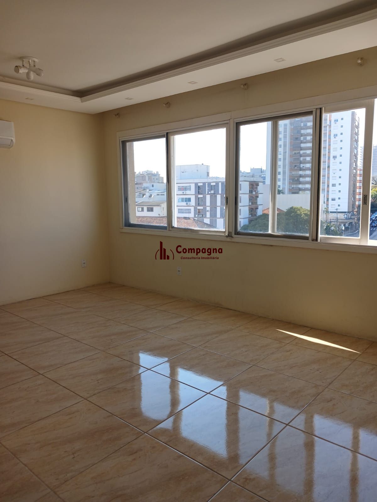 Apartamento três dormitórios ( uma suíte) panorâmico — foto 2