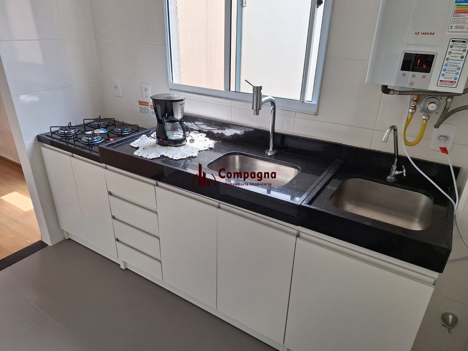 Apartamento 02 dormitorios com estacionamento privativo - Cavalhada — foto 3
