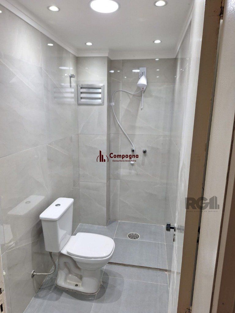 Apartamento- 2 dormitórios - 57,37 m² - CAVALHADA — foto 5