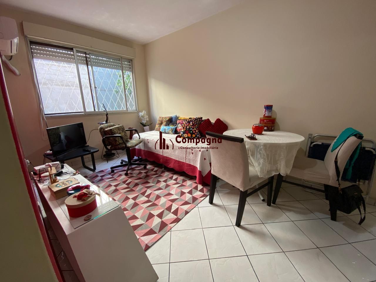Apartamento 74m², 3 dormitórios no Cristal — foto 2