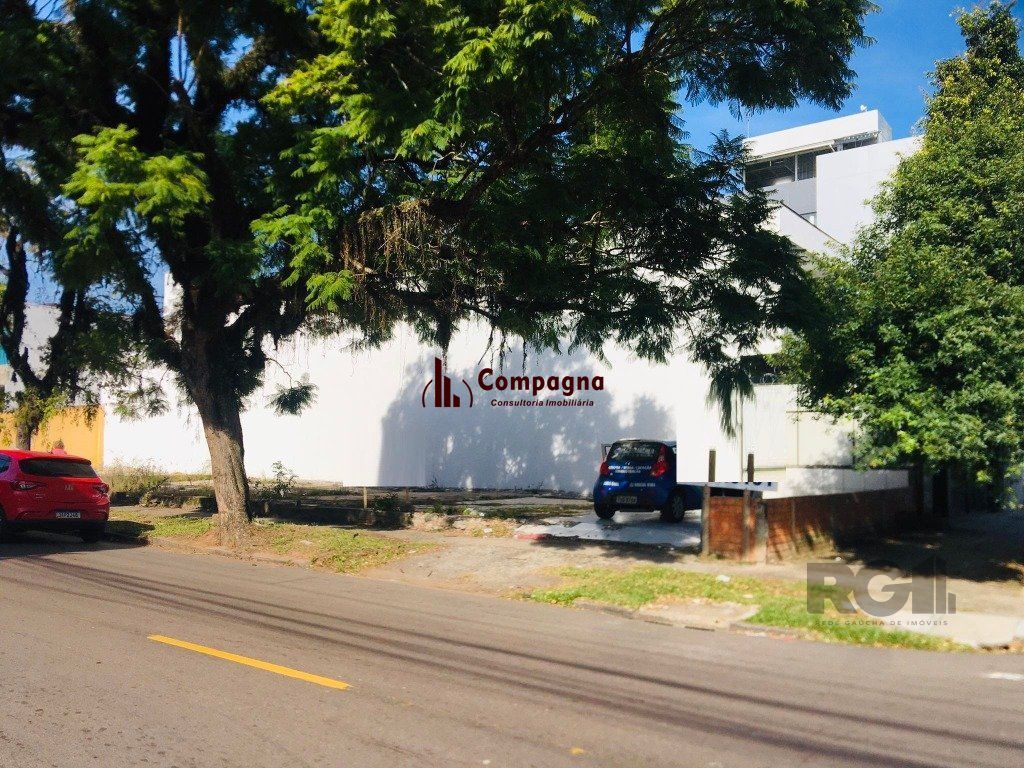 TERRRENO  DE ESQUINA COM 8,80 DE FRENTE E 32,50 DE FRENTE A FUNDOS — foto 4