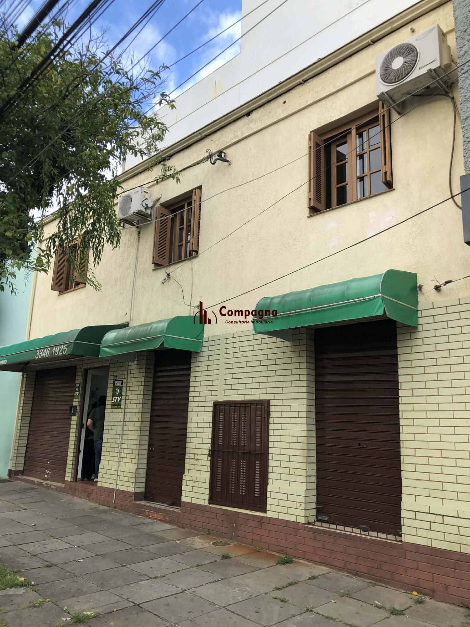 casa sobrado com lojas