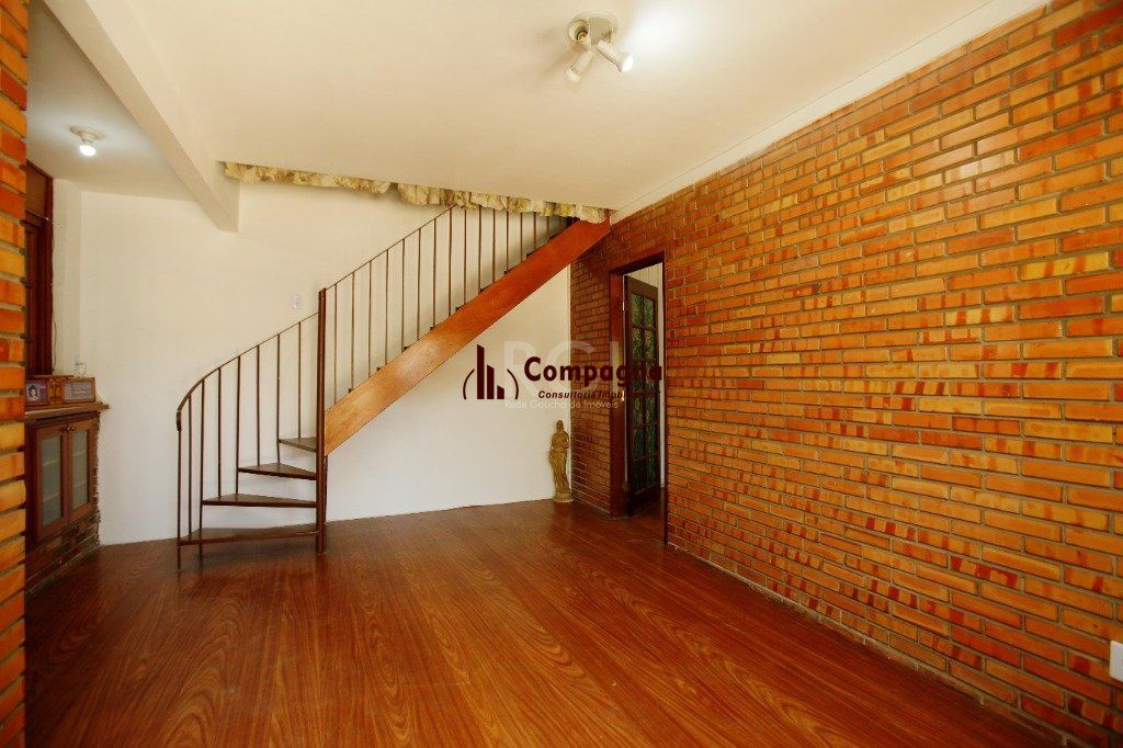 Casa para Venda - 350m², 3 dormitórios, 3 vagas - Passo da Areia — foto 4