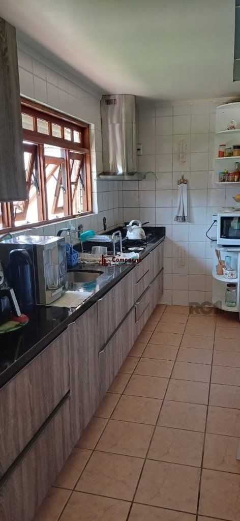 Casa 3 quartos à venda, 271m², Jardim Sabará - Porto Alegre — foto 2