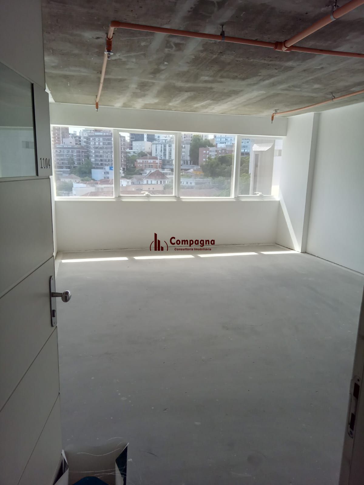 Sala comercial com garagem no DOC na Ramiro Barcelos — foto 3