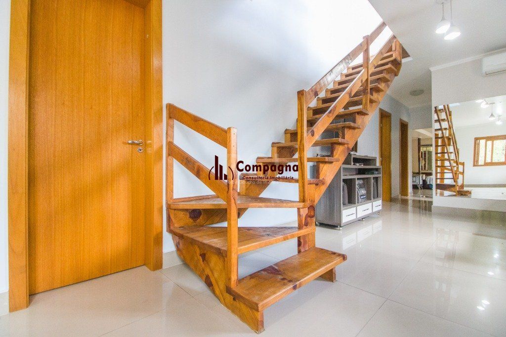 Casa para Venda - 380.83m², 5 dormitórios, sendo 1 suites, 2 vagas - Glória — foto 3