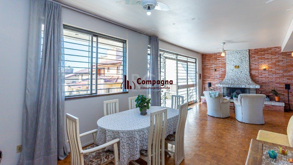 Vende casa com 05 quartos e garagem para 5 carros. — foto 3