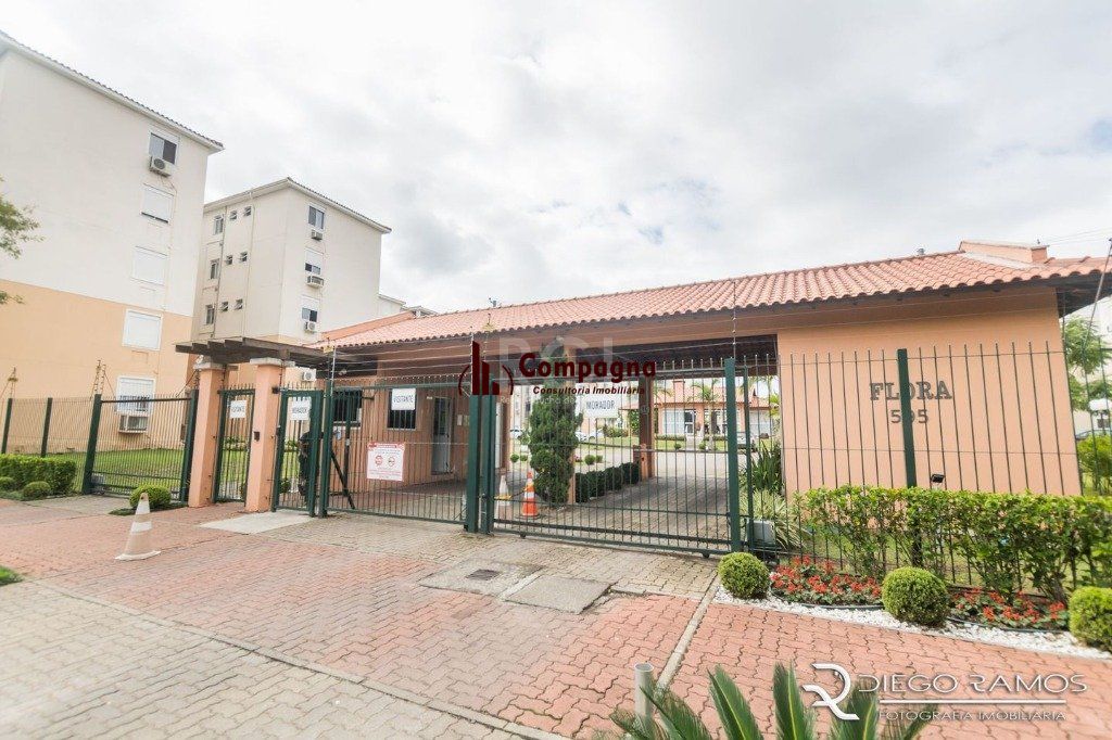 Apartamento para Venda - 57.26m², 2 dormitórios, 1 vaga - Humaitá
