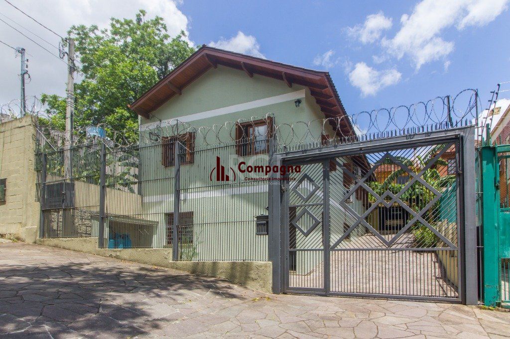 Casa para Venda - 380.83m², 5 dormitórios, sendo 1 suites, 2 vagas - Glória — foto 2