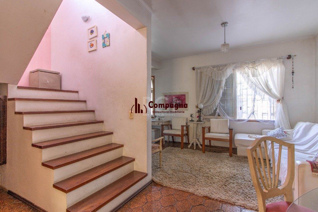 Casa Sobrado no bairro Cristo Redentor em Porto Alegre — foto 4