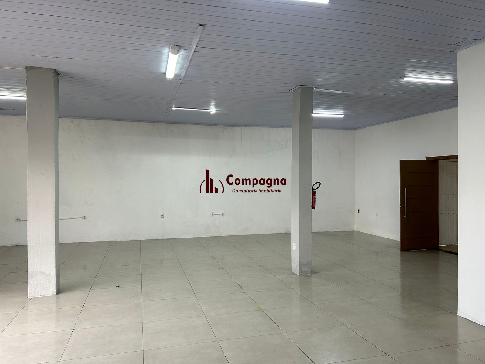 Loja com 232 m2 no bairro olaria em Canoas RS — foto 3