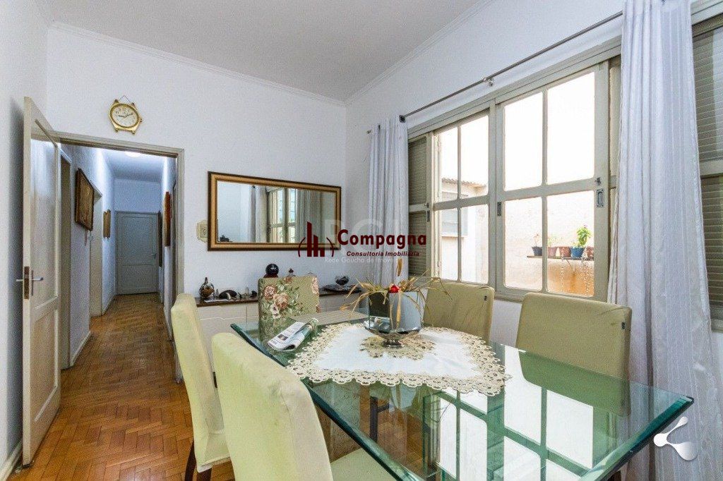 Casa para Venda - 221m², 4 dormitórios, sendo 1 suites, 2 vagas - São Geraldo — foto 4