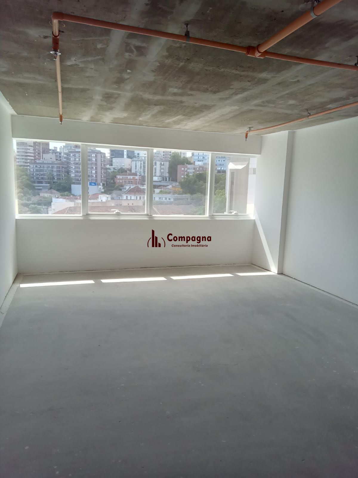 Sala comercial com garagem no DOC na Ramiro Barcelos — foto 4
