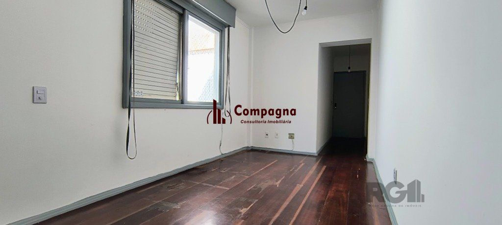 Vendo apartamento 01 dormitório no Bairro Centro Histórico de Porto Alegre.