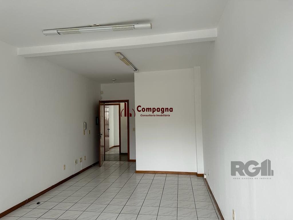 Prédio comercial com 02 lojas e 06 salas no bairro Jardim Itu, Porto Alegre/RS — foto 2