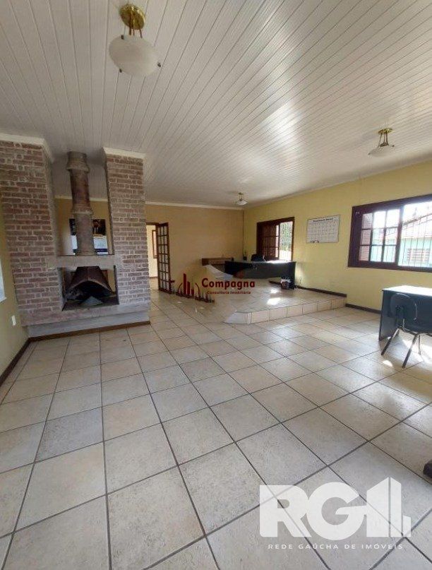 Linda Residência com cinco dormitórios no centro da cidade de Viamão/RS — foto 2