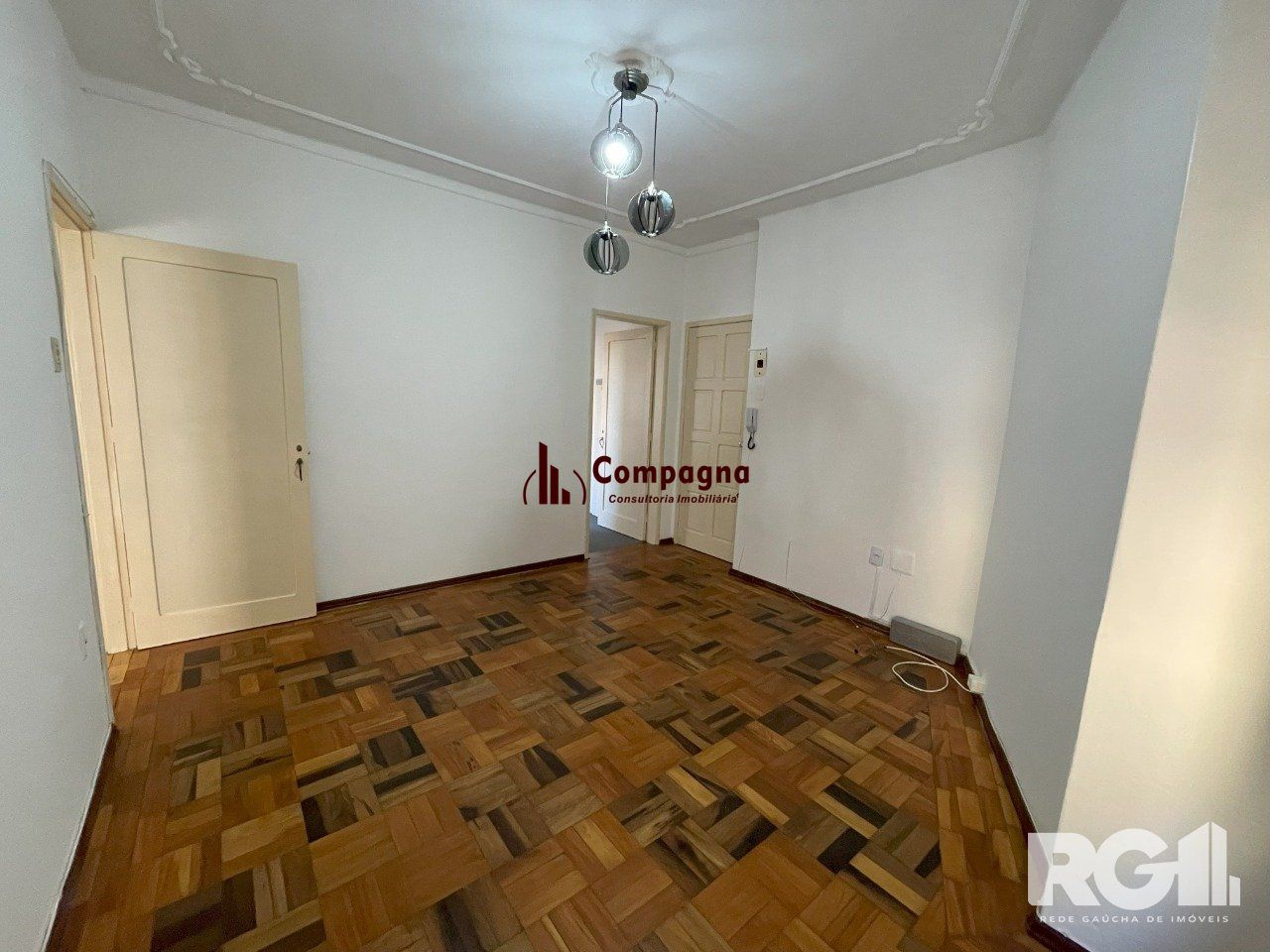 Apartamento de dois dormitórios na Cidade Baixa — foto 3