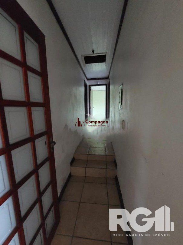 Linda Residência com cinco dormitórios no centro da cidade de Viamão/RS — foto 5
