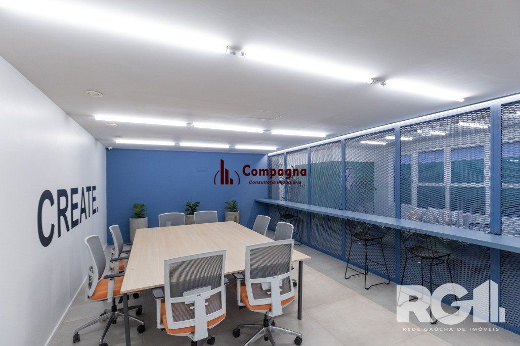 Studio localizado na Rua Duque de Caxias, Centro Histórico de Porto Alegre, uma das ruas mais charmosas e antigas de Porto Alegre, próximo da Santa Casa, UFRGS Catedral, Palácio Piratini. — foto 5
