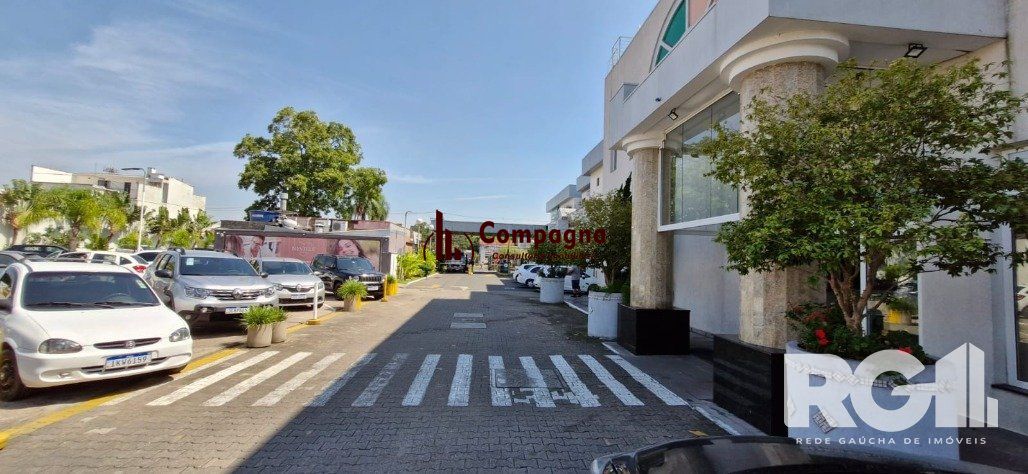 Sobrado com três dormitórios no Condoínio Residência Jardim Verde Ipanema. — foto 3