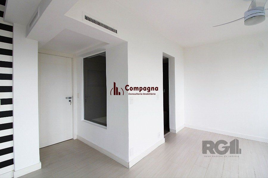 Venda Apartamento 3 quartos,  no bairro Moinhos de Vento com 2 banheiros, 1 lavabo, sem garagem — foto 2