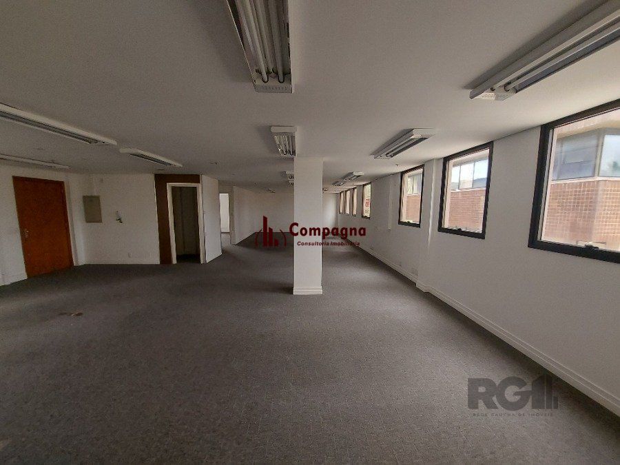Sala Comercial 1 quartos à venda, 144m², Rio Branco - Porto Alegre — foto 4