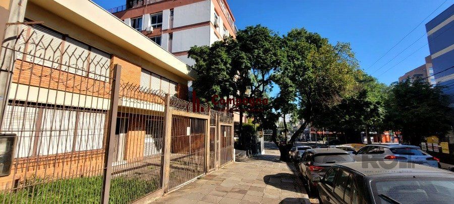 EXCELENTE CASA COMERCIAL NA RUA LIBERDADE PRÓXIMO GOETHE, ZAFARI E PARCÃO  QUASE 304 m²