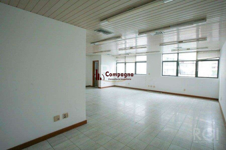 Conjunto/Sala para Venda - 68.66m², 0 dormitórios, 1 vaga - Menino Deus — foto 3