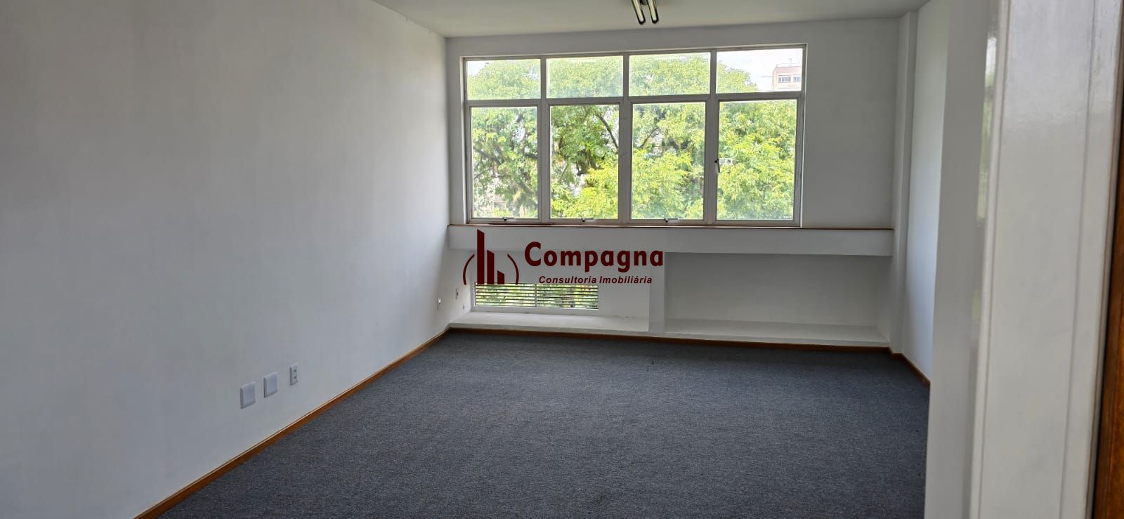 Sala Comercial 1 quartos à venda, 36m², São Geraldo - Porto Alegre — foto 2