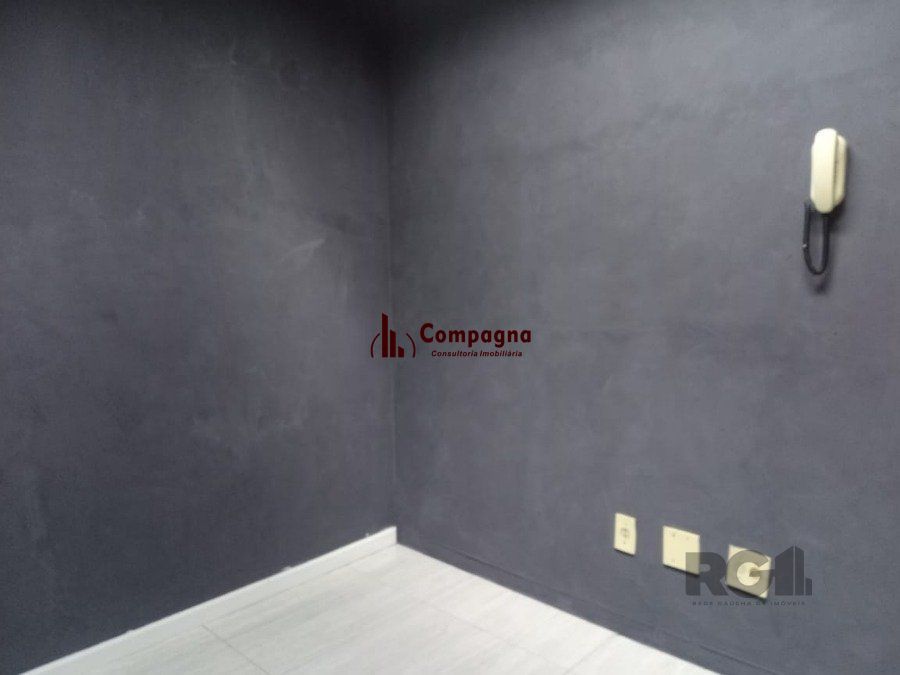 Sala Comercial à venda, 40m², Petrópolis - Porto Alegre — foto 5