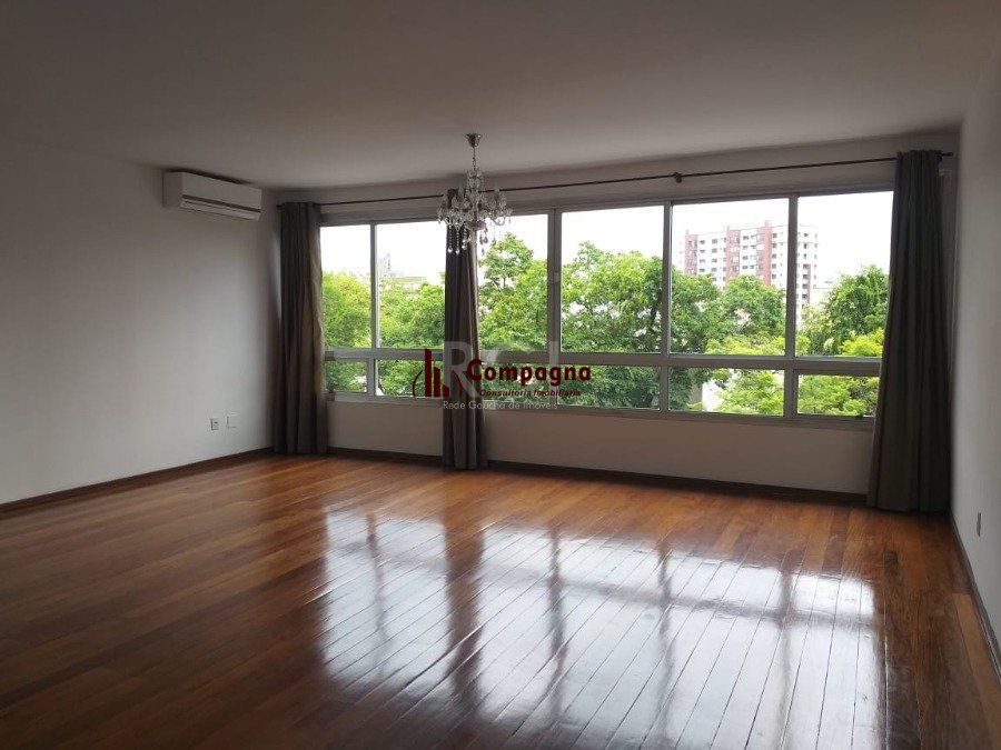 Apartamento para Venda - 130m², 3 dormitórios, sendo 1 suites, 2 vagas - Moinhos de Vento — foto 3