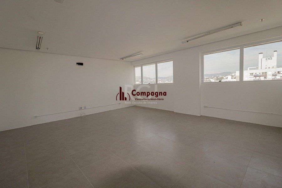 Conjunto/Sala para Venda - 36.26m², 0 dormitórios, Menino Deus — foto 2