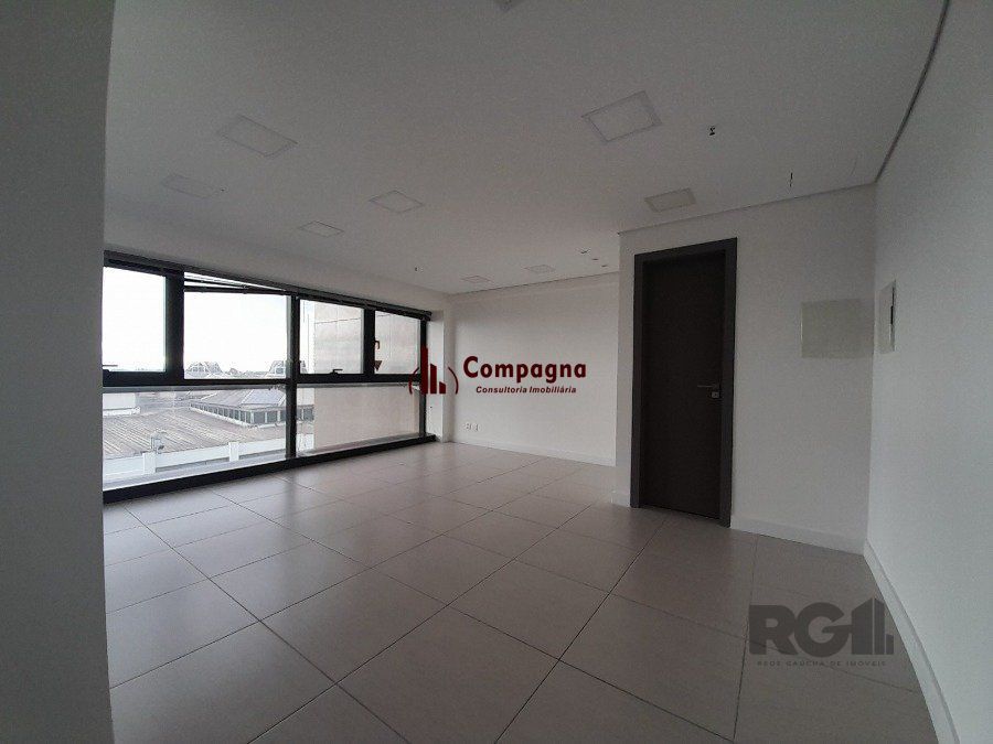 Sala Comercial à venda, 40m², Praia de Belas - Porto Alegre — foto 3