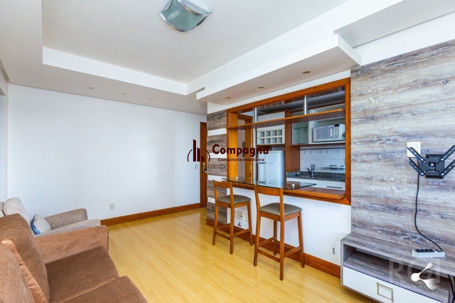 Apartamento com 1 dormitório Garagem e Elevador à venda na Boa Vista Porto Alegre RS