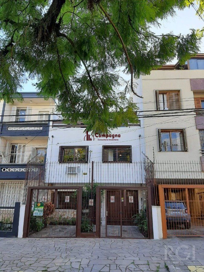 Casa para Venda - 136.6m², 4 dormitórios, 2 vagas - Rio Branco