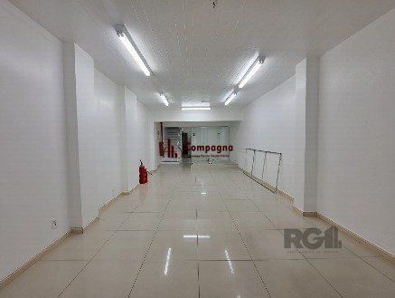Loja Comercial na Rua Duque de Caxias - Centro Histórico, com 130,00m² privativos, — foto 5